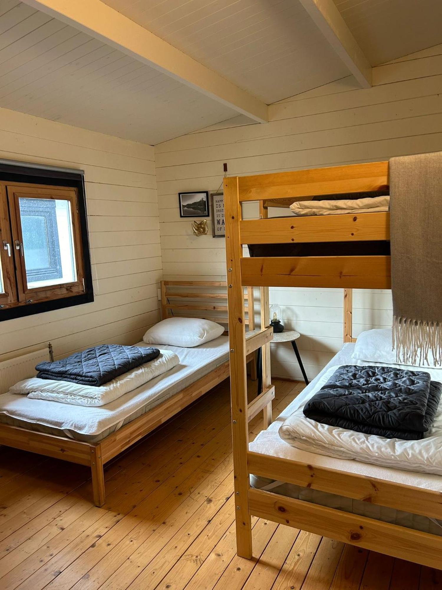 Carpe Diem, Het Ruime Chalet Met Houtkachel Nabij Wildlands Emmen Schoonebeek Eksteriør billede